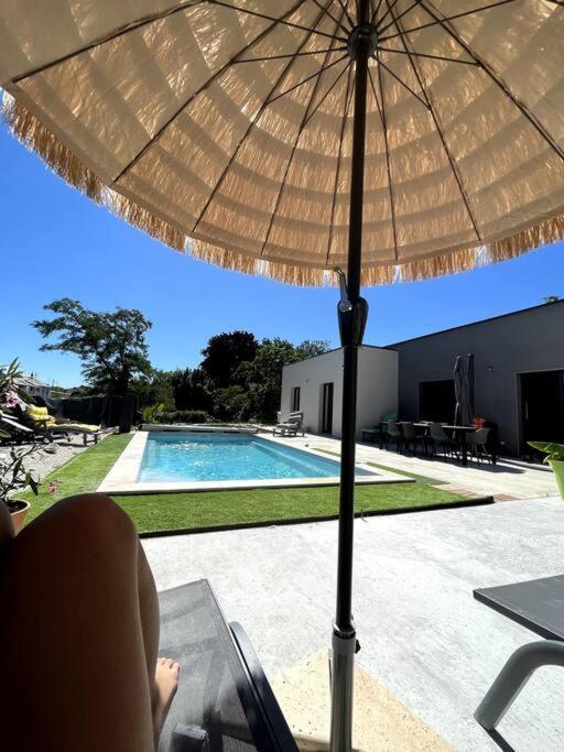 Maison D'Hotes Acces Piscine La Chaussee-Saint-Victor ภายนอก รูปภาพ